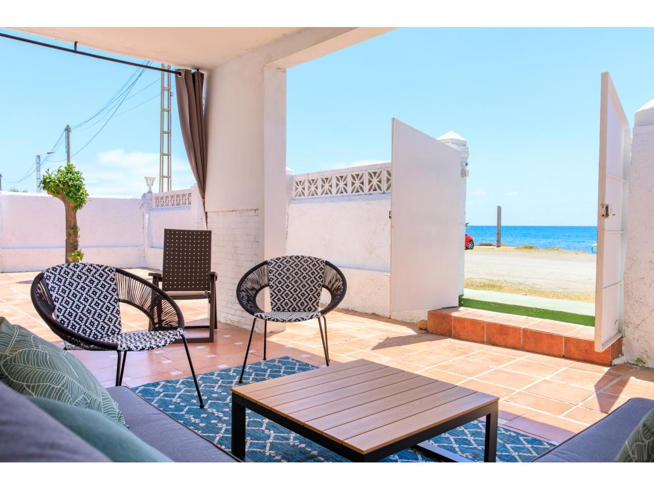 Chalet independiente en alquiler en Rincón de la Victoria